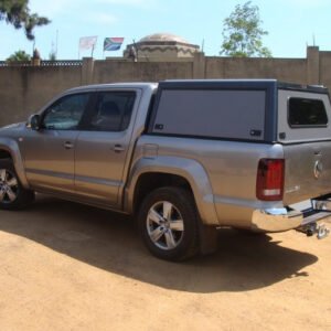 Bushtech Canopy Volkswagen Amarok (2010-2022)-Double Cab-Smooth aluminium-Geïsoleerd-With LED light - Afbeelding 1