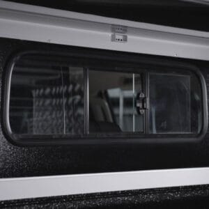 Bushtech Canopy Ford Ranger (2012-2022)-Double Cab-Aluminium treadplate-Insulated-No LED light - Afbeelding 9